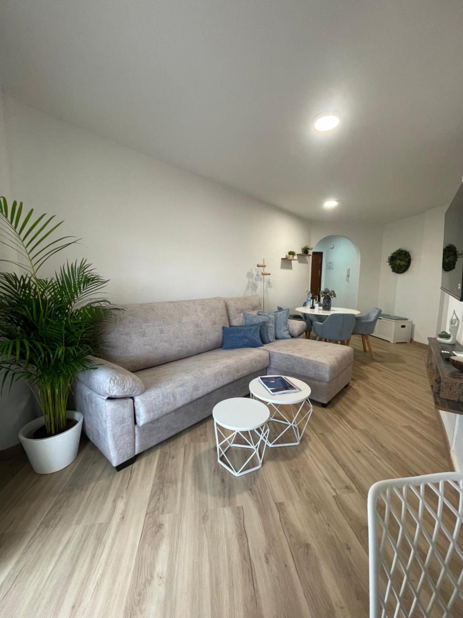 Carihuela I By Homes Malaga Torremolinos