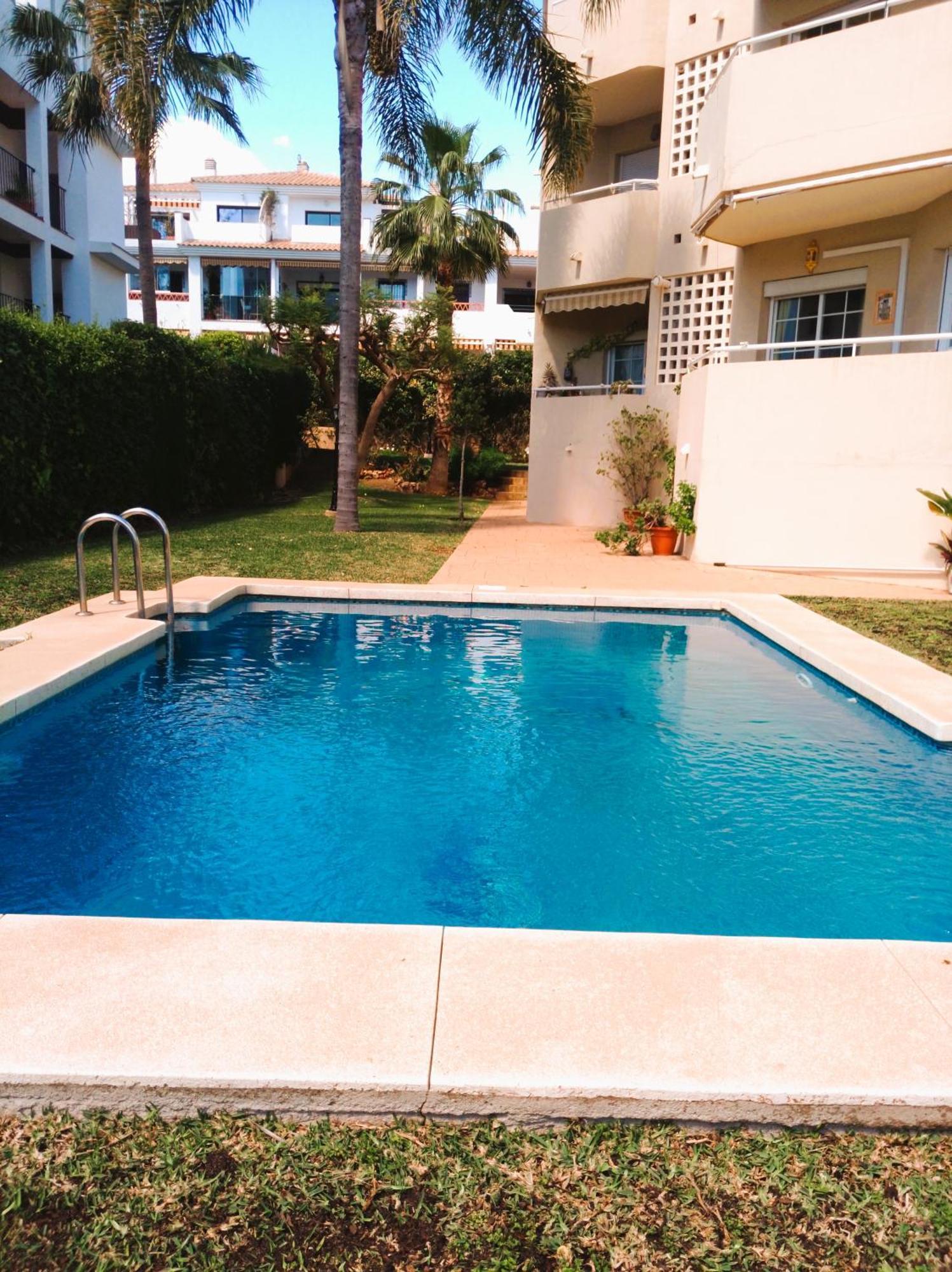 Carihuela I By Homes Malaga * Torremolinos
